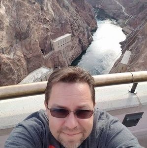 Meet your Posher, Travis